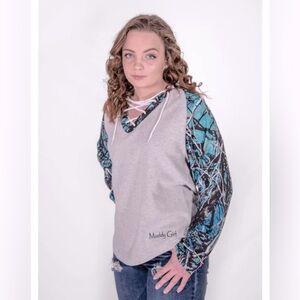 SIRPHIS MUDDY GIRL Women’s Camo Pullover Hoodie